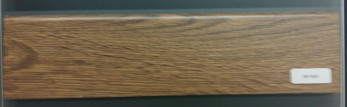 

Плинтус Villeroy&Boch VB1003PL Flowing Oak 2500x85x16