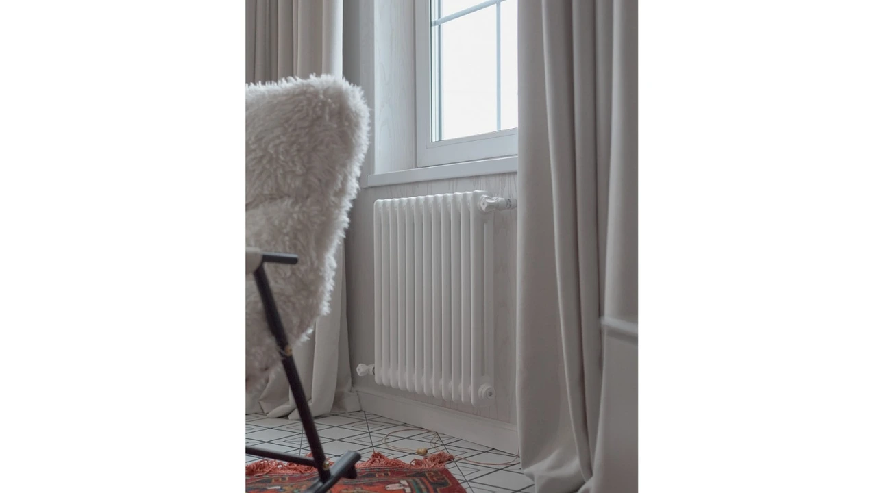 Стальной трубчатый радиатор КЗТО Bataria 3-300 / 33 секции с боковым подключением