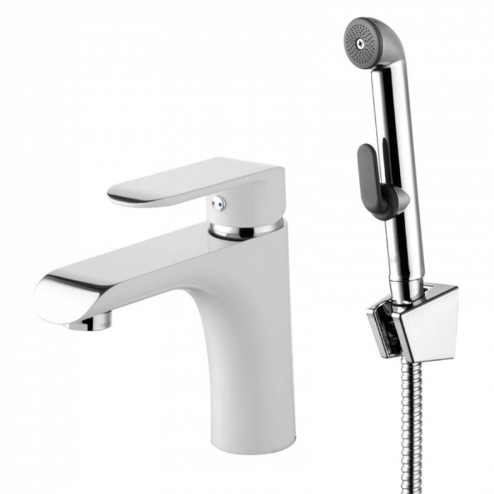 

Смеситель для умывальника с гигиеническим душем IDDIS Calipso CALSB00i08