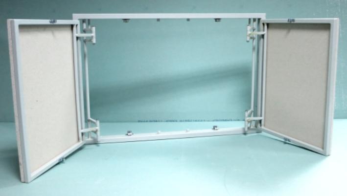 Люк-дверь под плитку Техно Двустворчатый 165x85