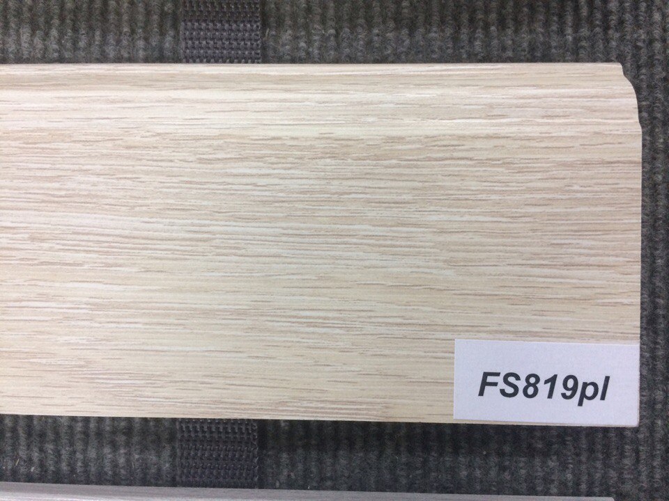 

Плинтус ламинированный FS 2400х80х15 (FS819pl)