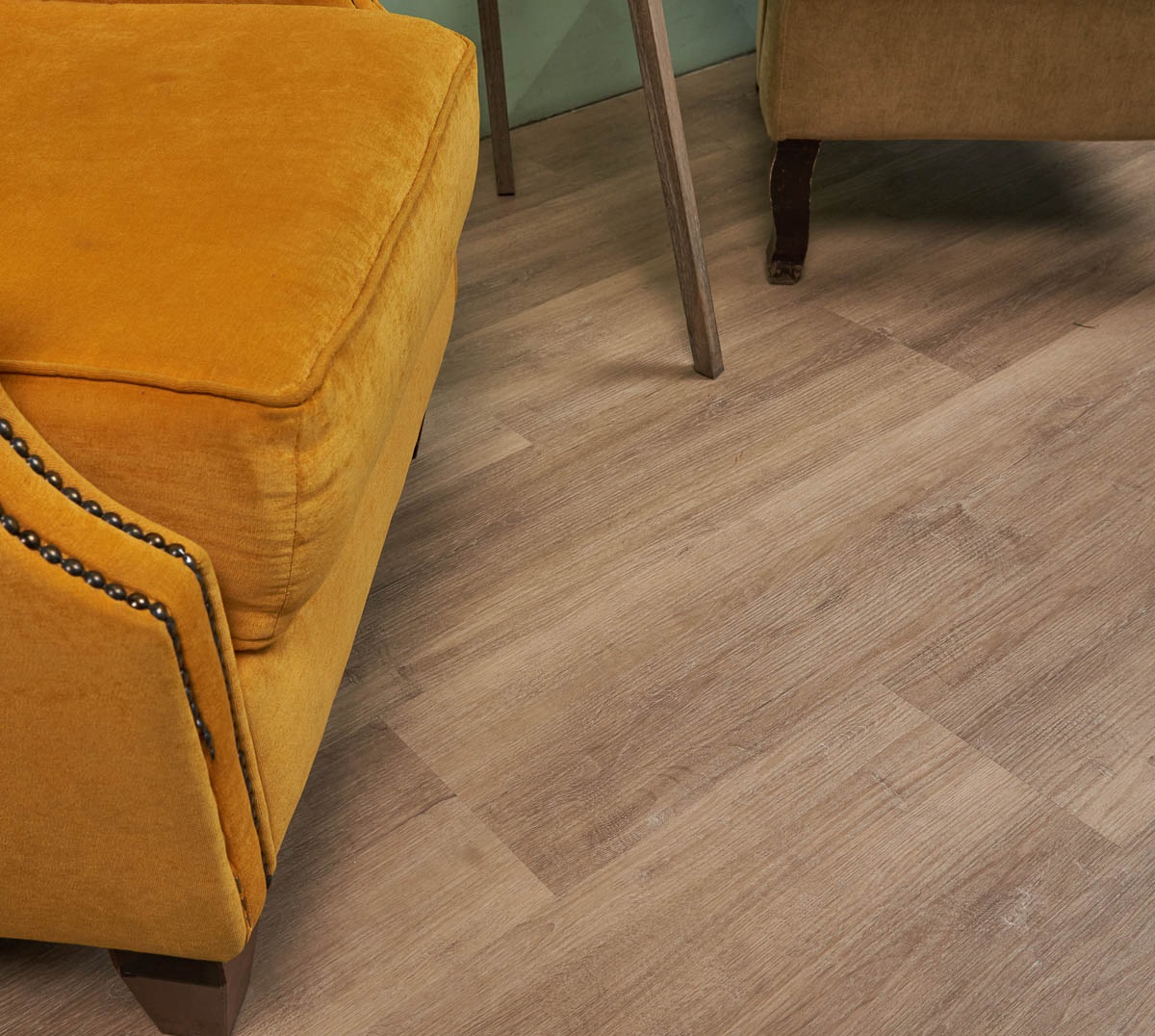 

Ламинат Vinilam Ceramo 4,5 мм Дуб Моран 491-4 (механический замок)
