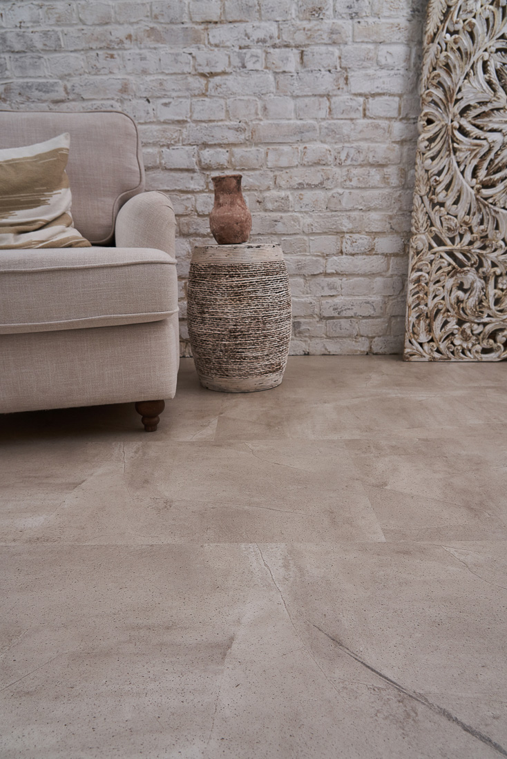 

Ламинат Vinilam Ceramo 5 мм Бетонная Смесь 61603 (механический замок)