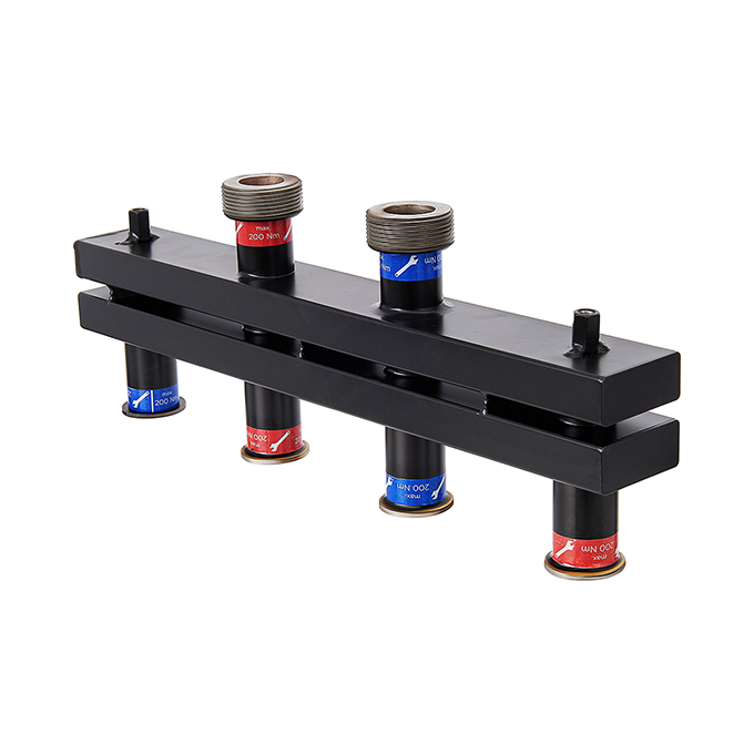 Hoobs Стальной коллектор 2 выхода, накидные гайки (чугун), в комплекте с теплоизоляцией и креплениями, длина 550мм