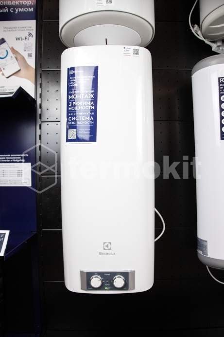 Водонагреватель Electrolux EWH 50 Formax накопительный