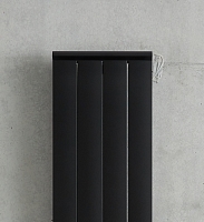 Дизайн-радиатор алюминиевый Silver 700 \ 09 секций \ с нижним подключением черный