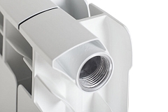 Секционный биметаллический радиатор Rifar Base 500 \ 10 секций \ с боковым подключением Уцененный