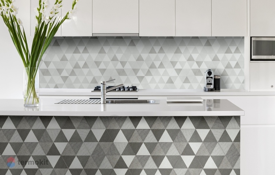Monopole Diamond